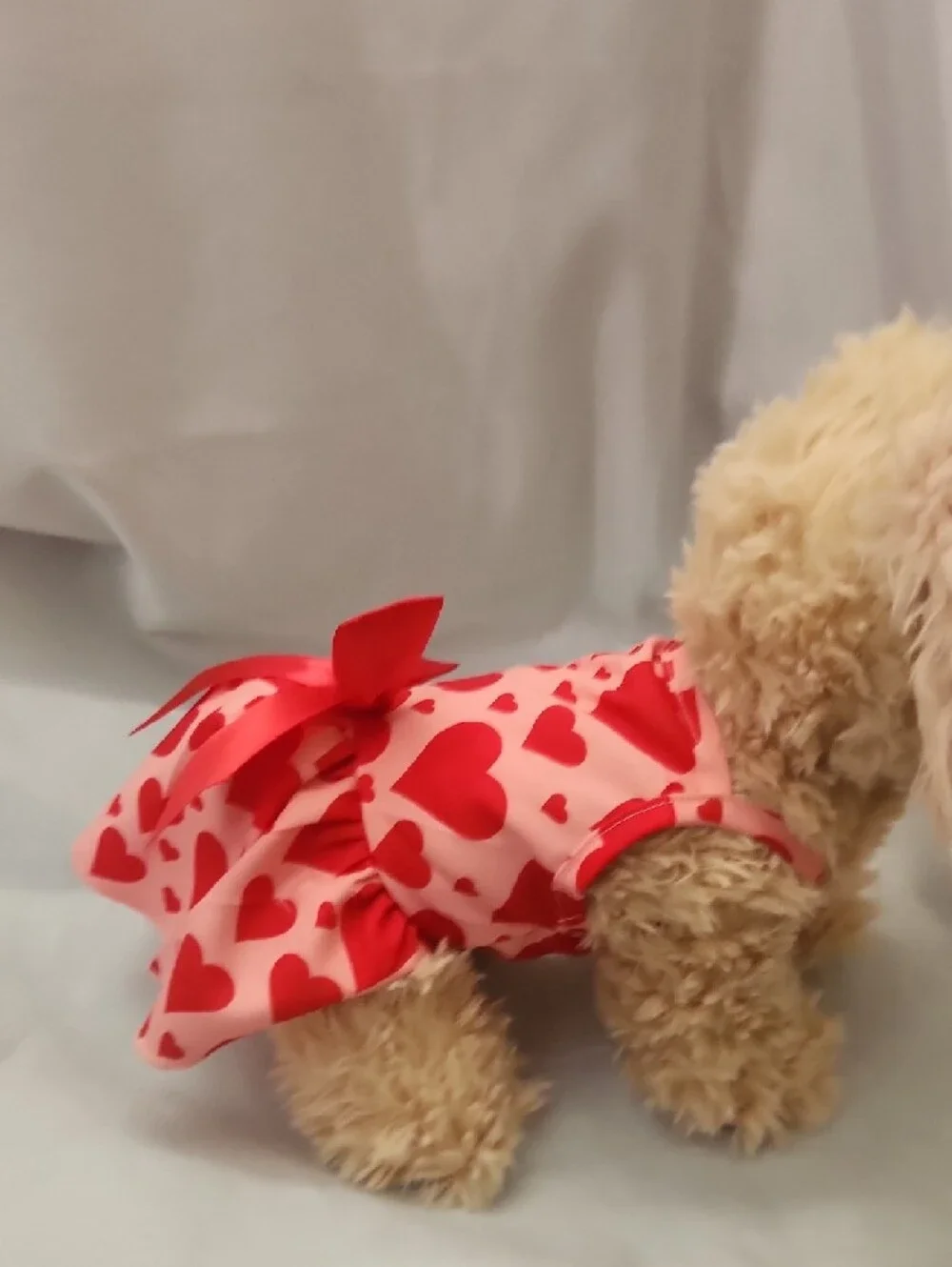 Source Unknown Pink and Red Heart Print Dog Dress with Bow